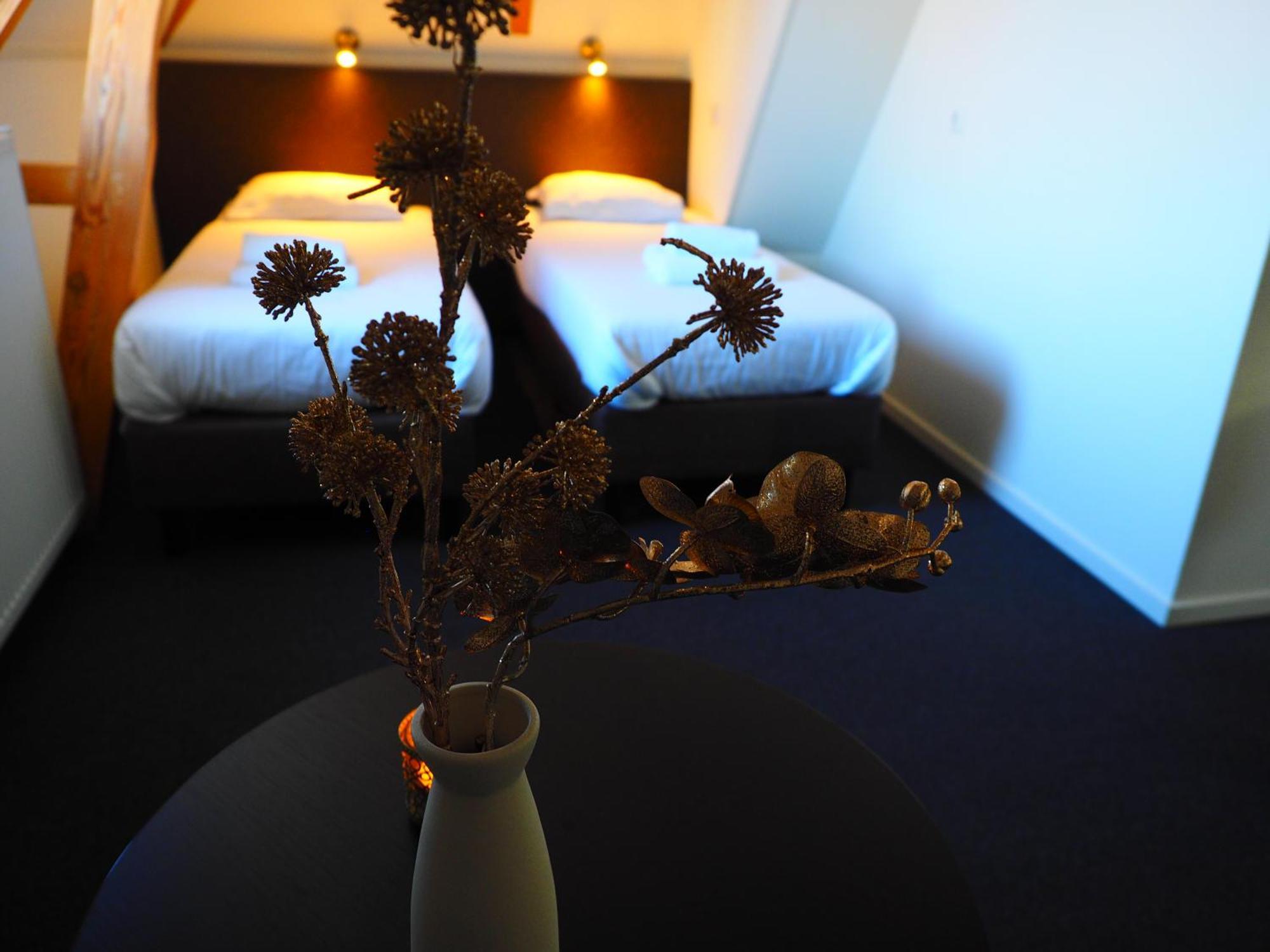 Hotel 'T Anker Леуварден Екстериор снимка