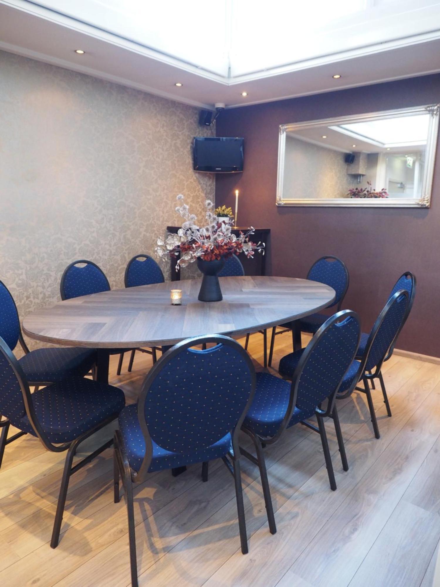 Hotel 'T Anker Леуварден Екстериор снимка