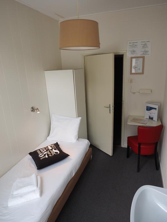 Hotel 'T Anker Леуварден Екстериор снимка